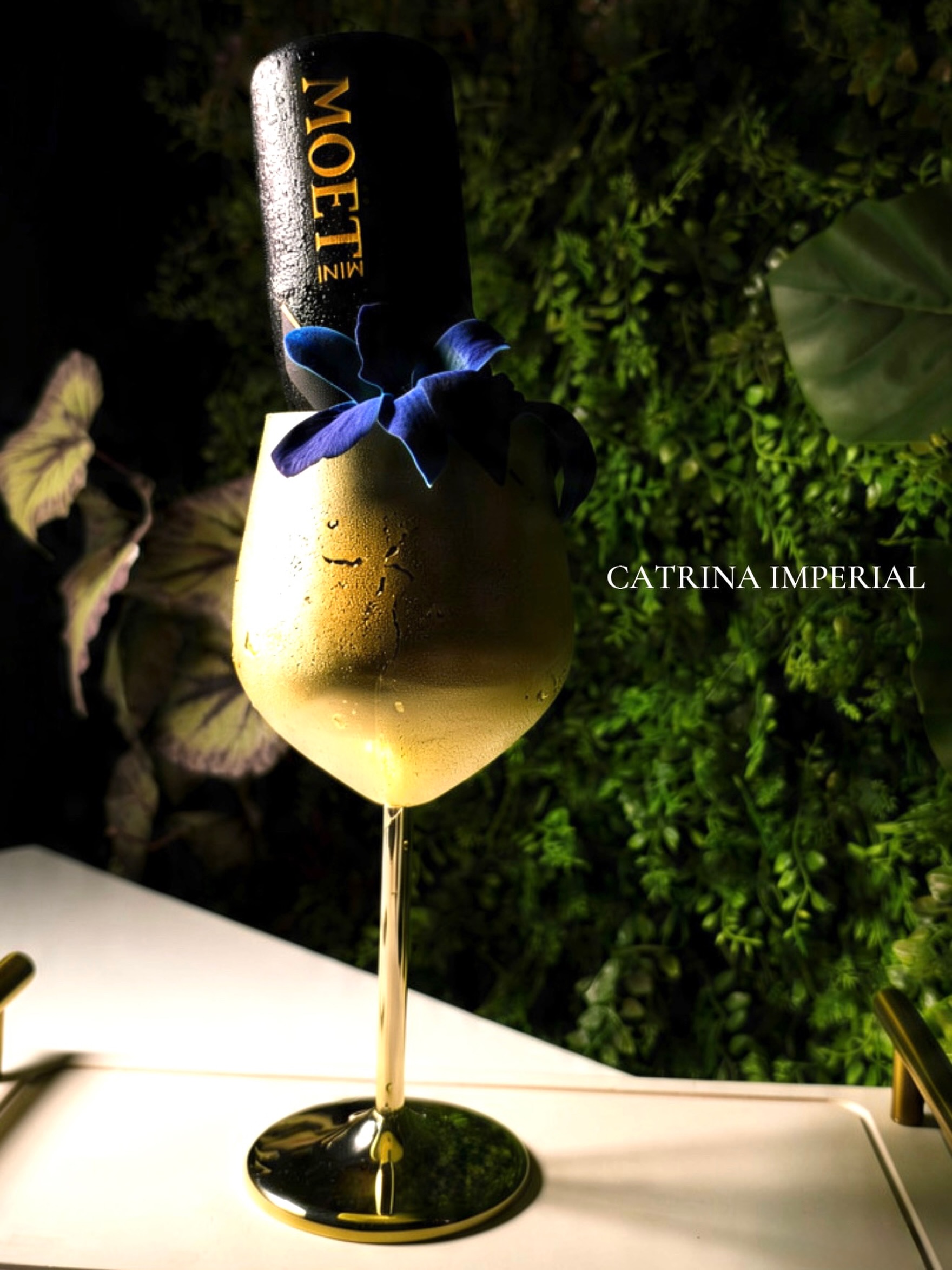 Catrina Imperial — Moët Imperial champagne cocktail
